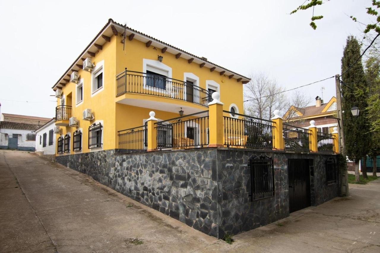 Posada El Arriero Torrejón el Rubio Buitenkant foto