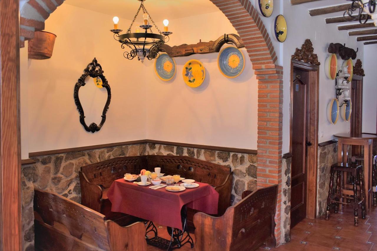Posada El Arriero Torrejón el Rubio Buitenkant foto