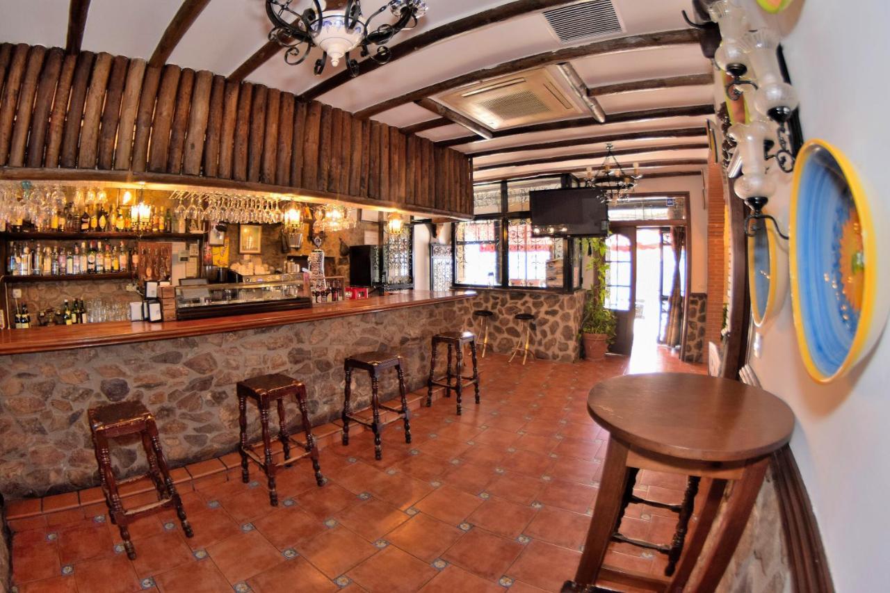 Posada El Arriero Torrejón el Rubio Buitenkant foto